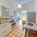 아파트 Mazzini, 3 Camere, Terrazza, E A 150 M Dal Mare! By Alfareal