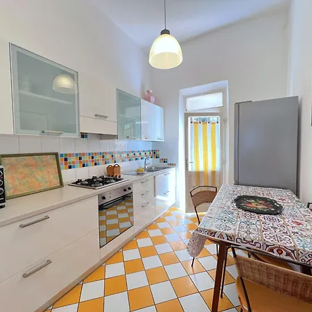 Appartamento Mazzini, 3 Camere, Terrazza, E A 150 M Dal Mare! By Alfareal